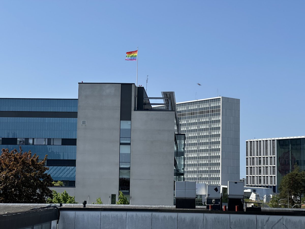 Hienoa ⁦<a href="/HUS_fi/">HUS Helsingin yliopistollinen sairaala</a>⁩