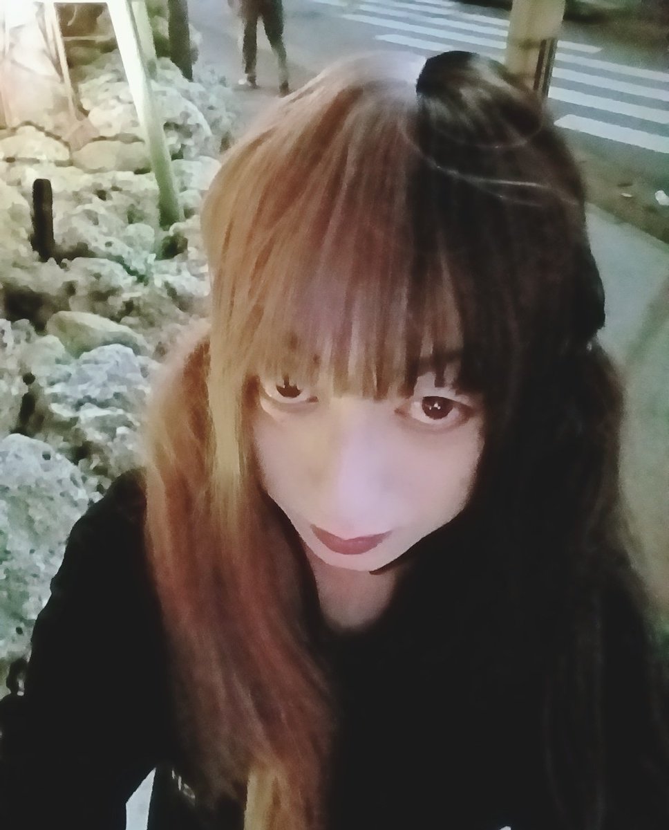 今日は21時からゴットタンでござる！！

今日も美栄橋で楽しもうじゃないか！！

黒いオカマしおんは、みなさまが来るのを美栄橋でお待ちしてるのだー🫰

おまちしておるよ！！！
<a href="/BarGodtongue/">ゴットタン</a>
#女装
#酒クズ女装
#BarGodtongue