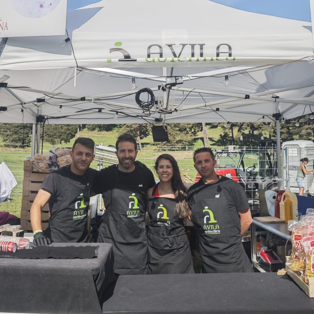 Gracias a todos los que os acercasteis a nuestro puesto a probar los caracoles, las hamburguesas, las patatas fritas y helados artesanos, todo de <a href="/Avilaautentica1/">Ávila Auténtica.</a> 
¡Hasta la próxima! #CaracolesDeGredos #MúsicosEnLaNaturaleza #AvilaAuténtica #ProductoGourmet #EquipoAuténtico
