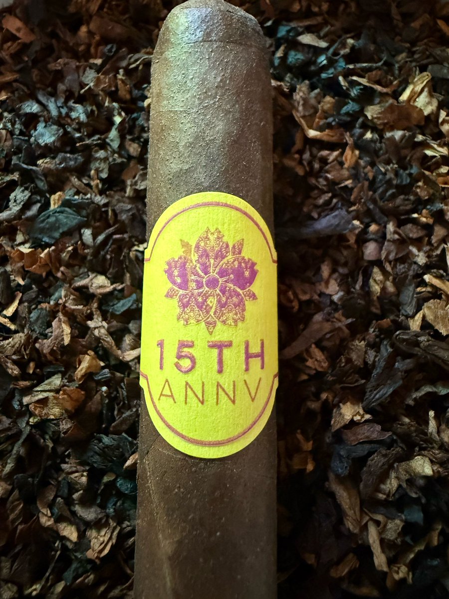 smokinsoundspod's tweet image. The 15th Anniversary from Room 101 is our Cigar of the Day!! #cigar #cigars #podcast #fyp #planecrash #JHOPE #Tehran #moneyroad #Nigeria #savas #AirIndia #firstdatesgr #gntm #bist100 #BadDesire #Budget2025 #ColoColo #LoveIsland #LetsGoOilers #TREASURE #rpsp #trending #viral #new