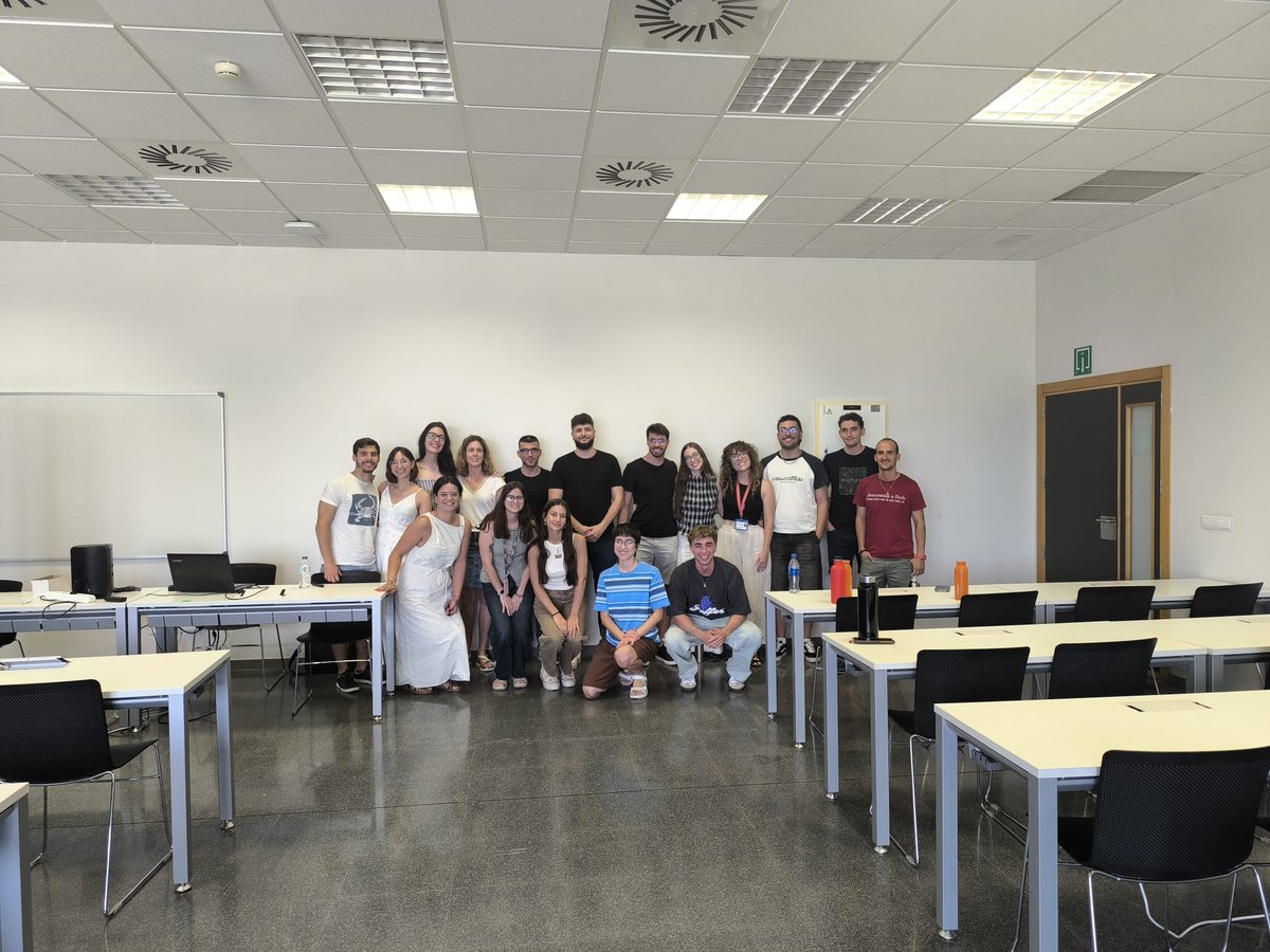 GPLSI (@gplsi) on Twitter photo #CENIDexperience
Finaliza en <a href="/UA_Universidad/">Universidad de Alicante UA</a> la charla de Tomás Nicolás Martínez:
“Lo imprescindible que tienes que conocer para tener una voz sana”
Nos ha compartido técnicas vocales y consejos prácticos para cuidarla.
Gracias !!!
#SaludVocal #Logopedia #IA #PLN #GPLSI #CENIDexperience
Finaliza en <a href="/UA_Universidad/">Universidad de Alicante UA</a> la charla de Tomás Nicolás Martínez:
“Lo imprescindible que tienes que conocer para tener una voz sana”
Nos ha compartido técnicas vocales y consejos prácticos para cuidarla.
Gracias !!!
#SaludVocal #Logopedia #IA #PLN #GPLSI