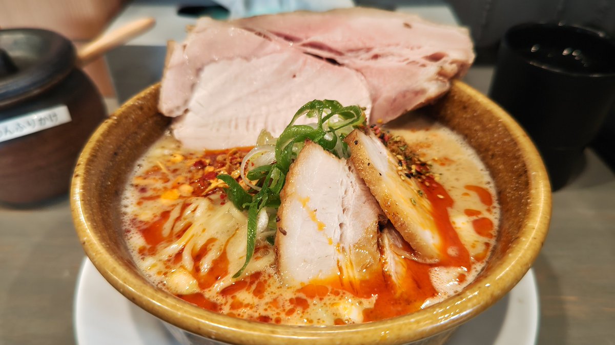 kanchake's tweet photo. 会社の近くのラーメンクソ美味い https://t.co/v40psAvGIl