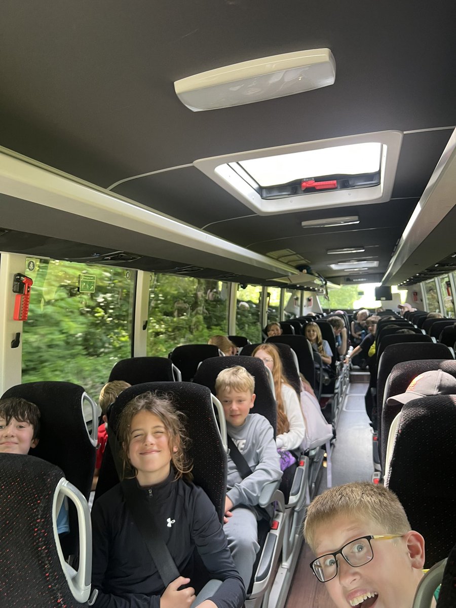 FrodshamCE's tweet image. You would think Year 6 would be tired after 5 days of fun! #drivinghome #hometime #timeforbed 😴