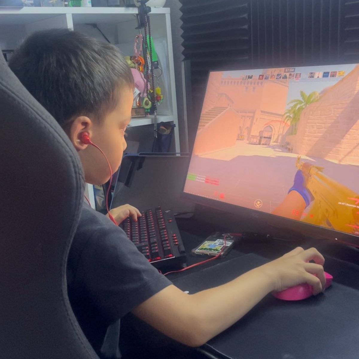 He said yesterday, “Dad, I need to get used to playing with these headphones because soon I’ll be on stage!” ❤️