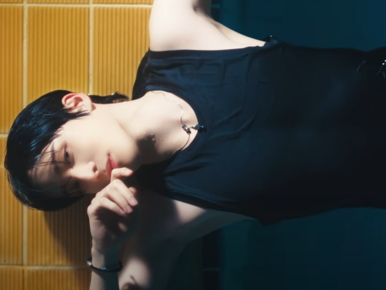 sandesires's tweet photo. ?????????????? I JUST WOKE UP https://t.co/wFudtIUJML