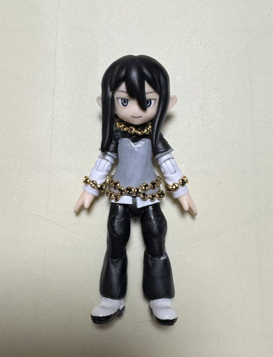 lightman888's tweet photo. イスラver2✨
髪型��変更と剣も持たせてみたけど前よりは近づいたか？

 #サモンナイト
 #ガシャポンクエスト 
 #リンクトラベラーズ https://t.co/uX9kVRAVBb