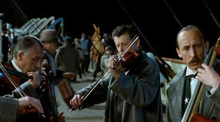 <a href="/JohnFrustrant3/">John Frustrante ☕️</a> Hay que asumir que la era de los que mirábamos los Simpsons a finalizado. Caballeros, fue un honor tocar con ustedes.