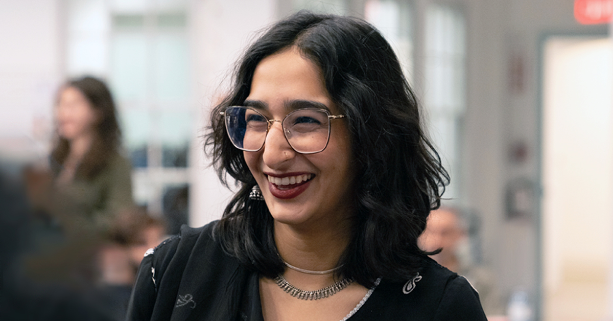 U of T Arts & Science (@uoftartsci) on Twitter photo #UofTGrad25: Laila Vahed is an aspiring historian whose time <a href="/VicCollege_UofT/">Vic College UofT</a> was spent on sports, filmmaking, health research, student governance and more.
Now preparing for grad school, she says: โI did a lot. And I wish I did even more!โ
Read more: bit.ly/4mZFGxj #UofTGrad25: Laila Vahed is an aspiring historian whose time <a href="/VicCollege_UofT/">Vic College UofT</a> was spent on sports, filmmaking, health research, student governance and more.
Now preparing for grad school, she says: โI did a lot. And I wish I did even more!โ
Read more: bit.ly/4mZFGxj