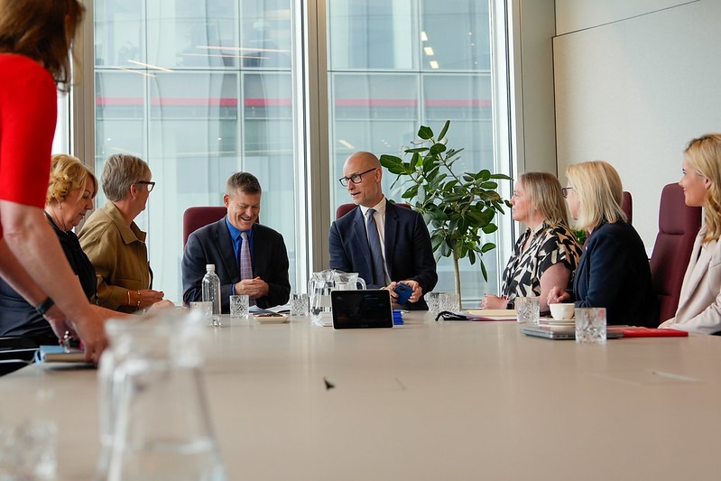 SKinnock's tweet photo. This week @justinmadders and I met some incredible people who are caring for loved ones alongside their careers.

@TSB helps those with caring responsibilities to remain in work through a package of support.

In #CarersWeek we pay tribute to their selfless and vital contribution. https://t.co/W55WxMwX6k