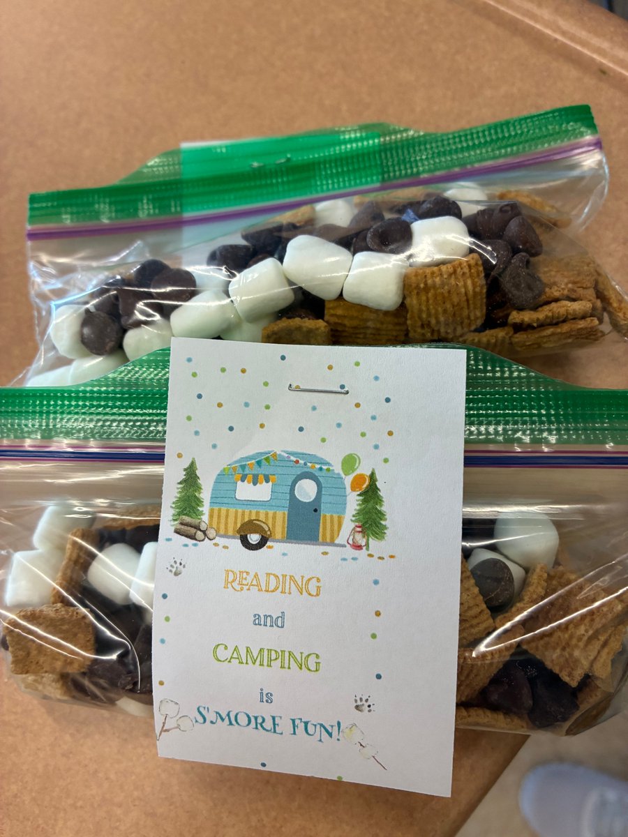 Mrs. Pascucci transformed her classroom into a cozy campsite! Students enjoyed reading by the campfire and snacking on s'mores! #PantherPath