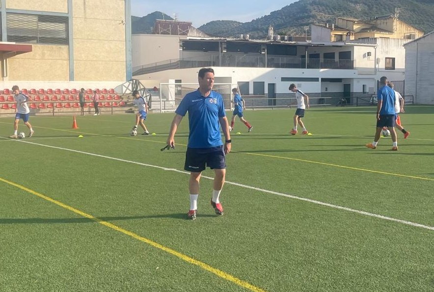 It was a pleasure to live this  experience sharing football  with
 Kirk Wagner @kwagnerim @spx_boyssoccer  from USA 🇺🇲,
  <a href="/peloterossur/">Peloteros Sierra Sur</a> 🇪🇸, Isidoro Gomez <a href="/I2idoro/">Isidoro</a>

GO ON ⚽️