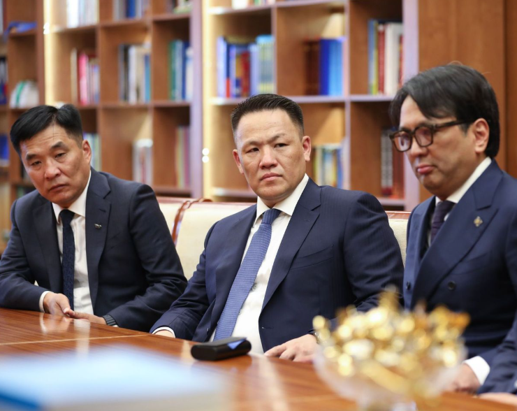 ХҮН намын дарга Т.Доржханд
МНН-МҮАН "Үндэсний эвсэл"-ийн тэргүүн Н.Номтойбаяр
ИЗНН-ын дарга Б.Батбаатар

Тэд Г.Занданшатарын ЗГ-т ажилд орохоор шийджээ‼️