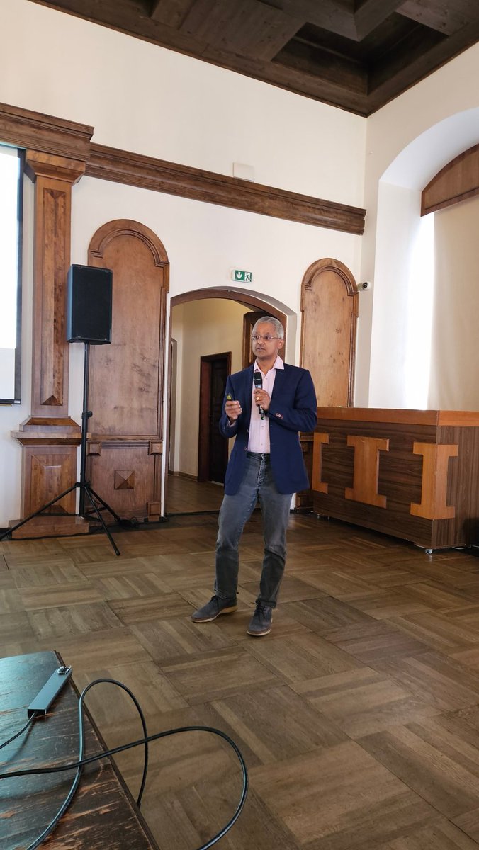 hocekm's tweet image. The 19SCNAC culminated yesterday with lectures on DNA damage, RNA modofications, oligonucleotide therapeutics and G4. Thanks to all participants for great presentations and see you in 2028 for the 20SCNAC !