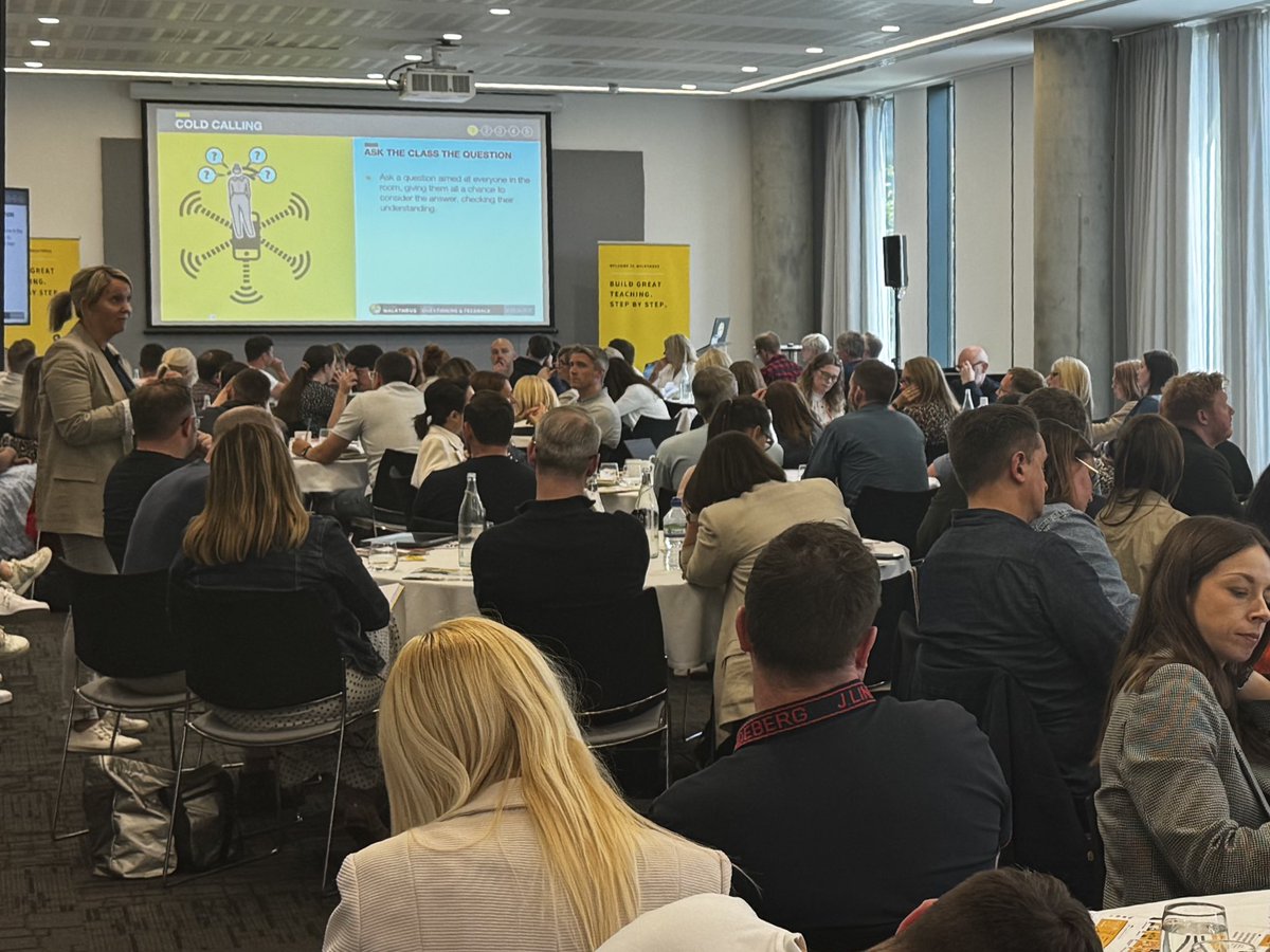 The mighty duo <a href="/FlorenceWeir/">Florence Weir</a> and <a href="/lucy_k_kelly/">Lucy Kelly</a> kicking off the afternoon sessions with a forensic look at some core questioning techniques. Super stuff. 🙌