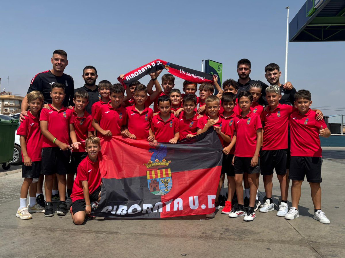 🏆 Nuestros Alevín B y Benjamín B rumbo a la #ImperiumCup🔝 ❤️ VAMOOOOOS CHAVALEEEEES‼️🥰

🔴⚫⚽️ #Alborayanuncaserinde
#AlborayaUD #somAUD #somdAlboraya
#EscueladeFútbol #Cantera