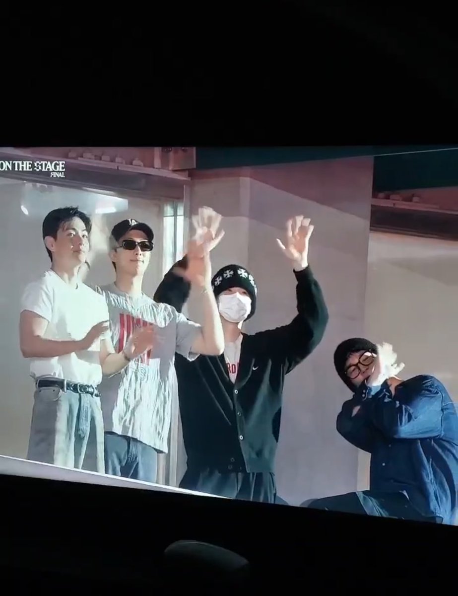 aem_yelrish's tweet photo. 🤧🤧😭😭😭

My OT7 💜💜 https://t.co/zLGv5QbsFI