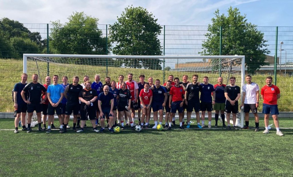Retford Oaks PE (@oakspe) on Twitter photo Tonight some of the <a href="/retfordoaks/">Retford Oaks Academy</a> staff played in a football match against staff from <a href="/MedenSchool/">Meden School</a>. What a great way to start the weekend. ⚽️ ☀️ Tonight some of the <a href="/retfordoaks/">Retford Oaks Academy</a> staff played in a football match against staff from <a href="/MedenSchool/">Meden School</a>. What a great way to start the weekend. ⚽️ ☀️