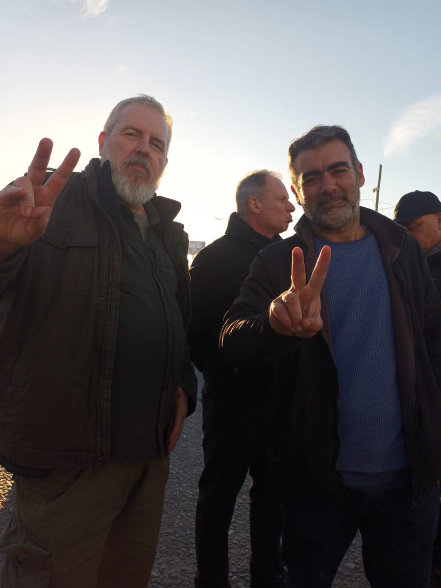 En la calle, defendemos la democracia

Condenan a Cristina porque quieren un país para los poderosos, sin justicia social.

Pero en unidad nos organizamos, resistimos y vamos a volver.