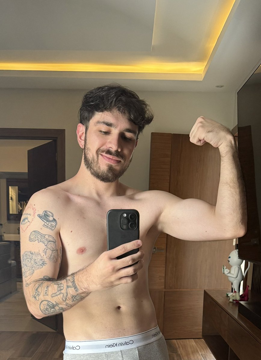 Lirol D1mon ♰ tweet media