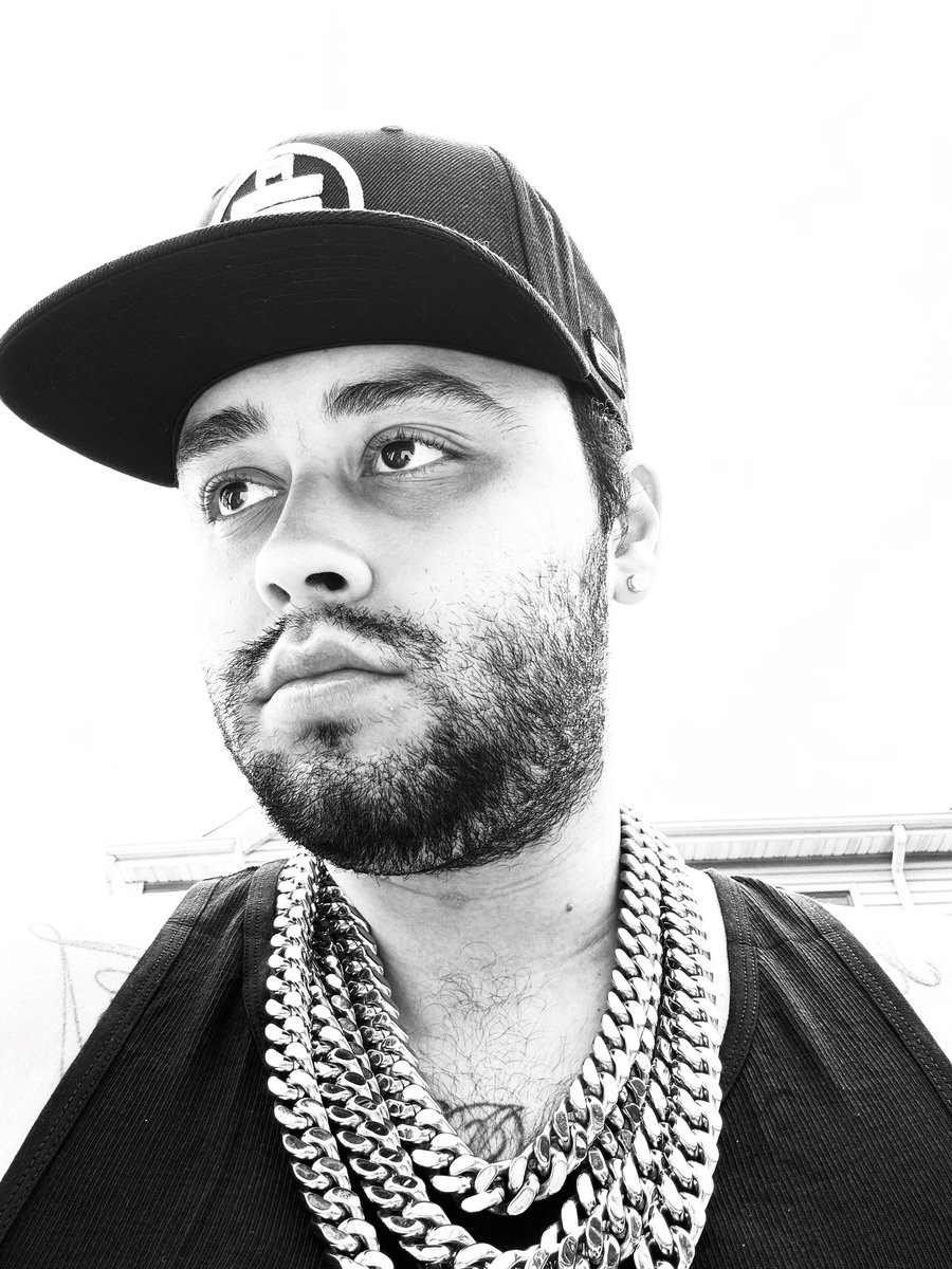 Gonzalez 🇵🇷 (@gonzalezsteez) on Twitter photo #NoStylist #NoGenre #NoStylist #NoGenre
