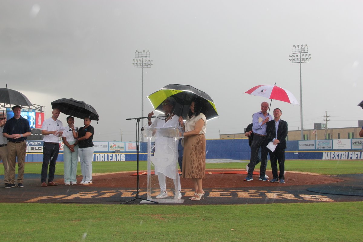 UofNO's tweet image. Today, local civic leaders gathered at the University of New Orleans to celebrate the launch of the Recreation for Youth Partnership, a $1.95 million initiative that will provide year-round programming for more than 6,000 youth across Greater New Orleans. 🌧⚾