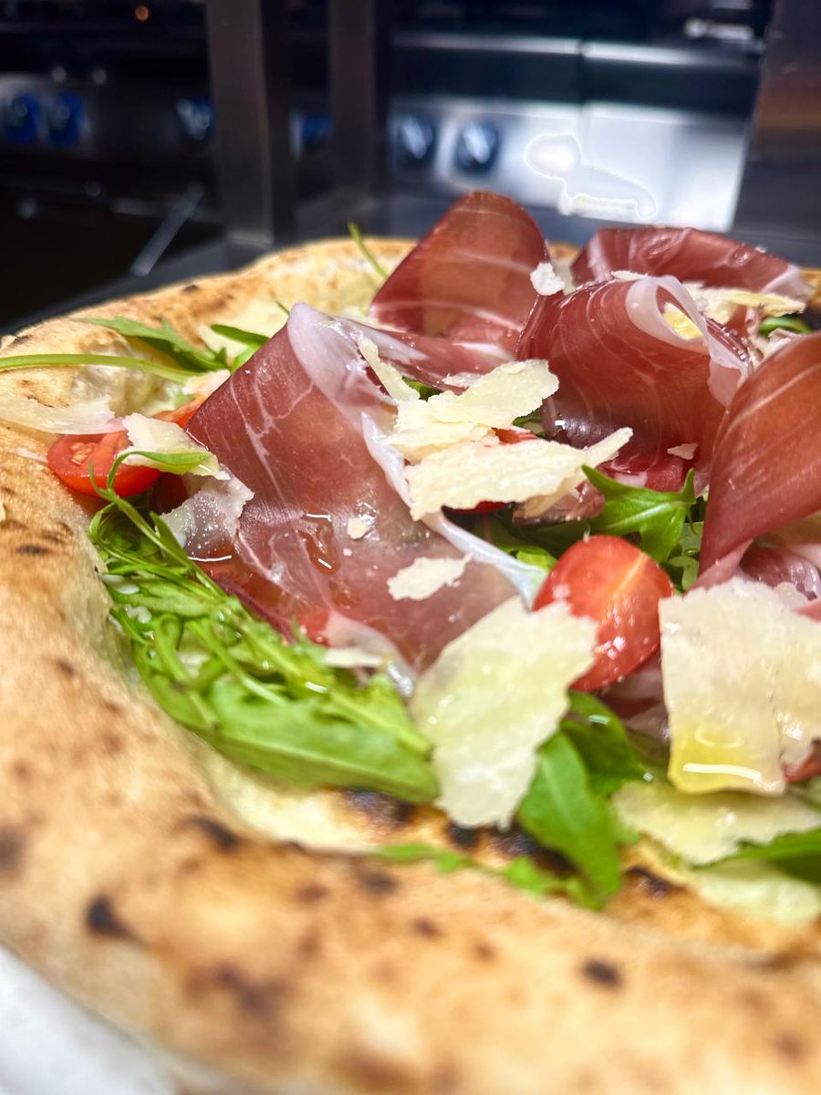 Wallace_Asti's tweet image. Weekends were invented for pizza 🍕
Just Eat can deliver to your door! Wine, beer, and Italian groceries 😋 
@JustEatIE #pizzadelivery #dublin