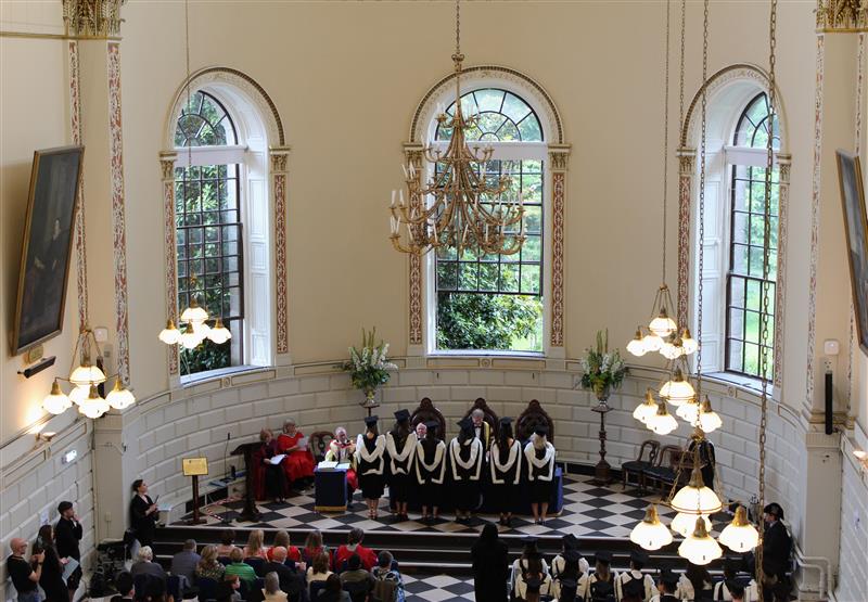 Trinity College Dublin Global (@tcdglobal) on Twitter photo Summer graduations just hit different🎓
Unforgettable moments at <a href="/tcddublin/">Trinity College Dublin</a>! Summer graduations just hit different🎓
Unforgettable moments at <a href="/tcddublin/">Trinity College Dublin</a>!