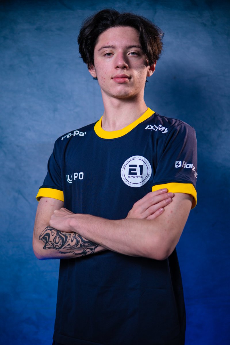E1 Sports (@e1sports_) on Twitter photo 🚨 AGORA NO CEO, ORLANDO
O <a href="/NotPedro3/">E1 | NotPedro</a> não deu chances ao Dogura e engoliu o seu adversário por 2-0!
Com isso o nosso brasileiro avança na pool pela Winners! #GoE1 🚨 AGORA NO CEO, ORLANDO
O <a href="/NotPedro3/">E1 | NotPedro</a> não deu chances ao Dogura e engoliu o seu adversário por 2-0!
Com isso o nosso brasileiro avança na pool pela Winners! #GoE1
