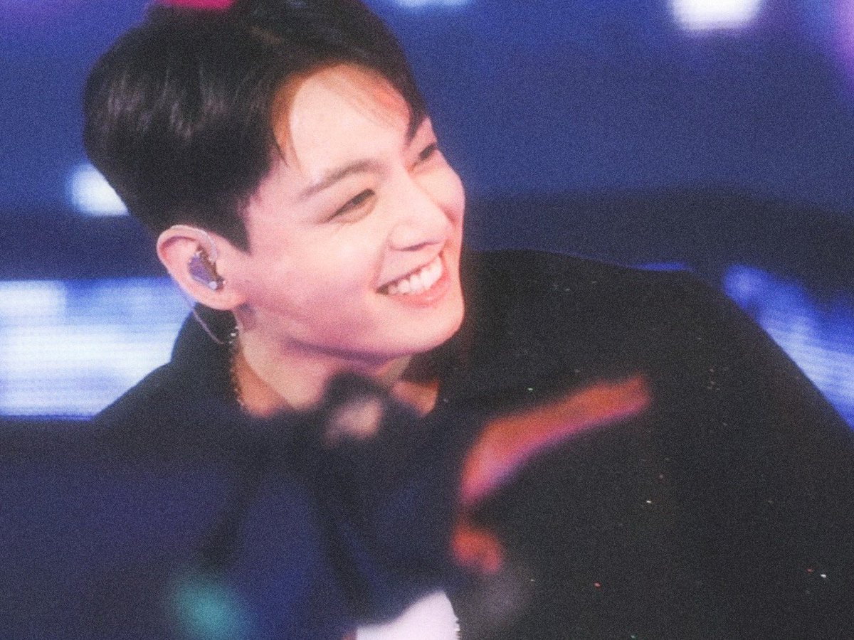 popiconkoo's tweet photo. my precious baby, you deserve nothing but love ♡︎ https://t.co/W8P6R6SKjw