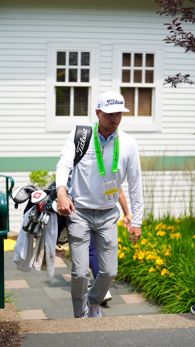 #TeamPM arriving at Oakmont