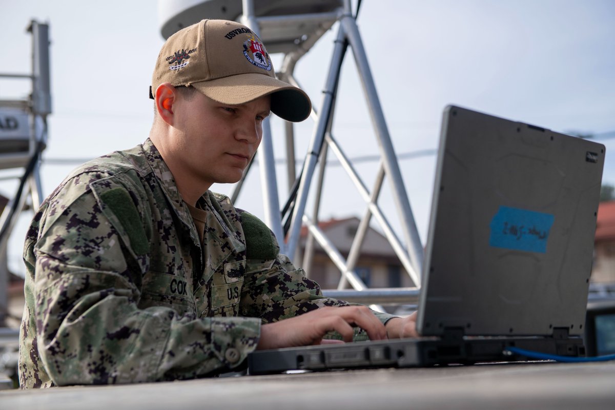 NavalInstitute's tweet image. If you read our magazines, this one’s for you – tell us about your experience in our newest surveys (closes 6/27/2025 at 11:45pm ET).

Proceedings survey: bit.ly/4e44h00
Naval History survey: bit.ly/4e2YDLx

#Survey #ReaderFeedback