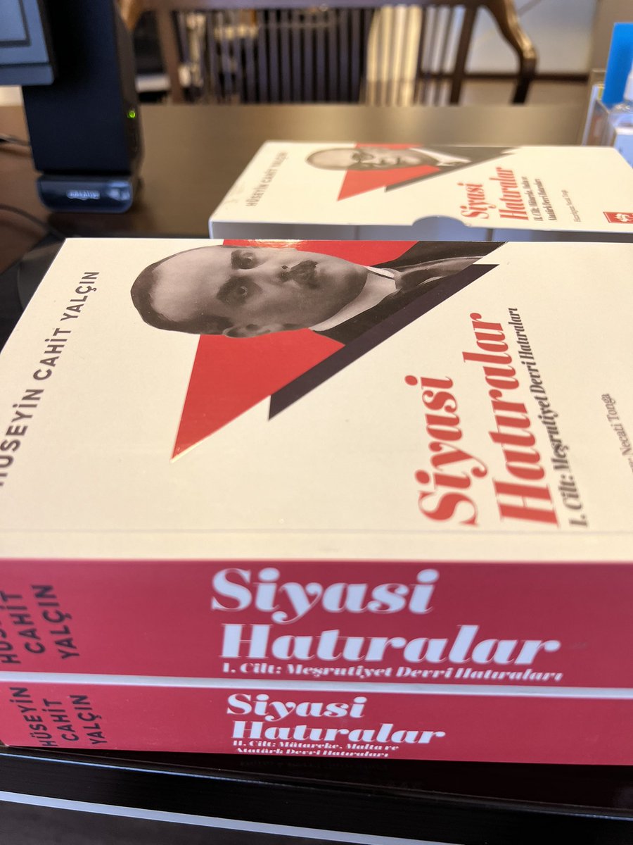 Son zamanların en değerli yayınlarından biri... 

Hüseyin Cahit’in hatıratı birçok bakımdan önem taşıyor. 

İlki: Hatırat sahibinin Meşrutiyet döneminde bulunduğu siyasi pozisyonlar dolayısıyla sahip olduğu malumatın paha biçilemez değeri.

İkincisi: Kurucu kadrodaki