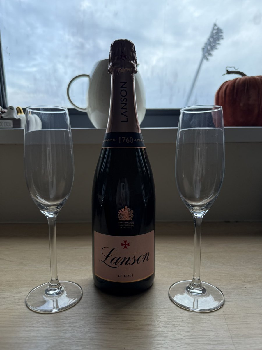 Dylan Vining tweet media