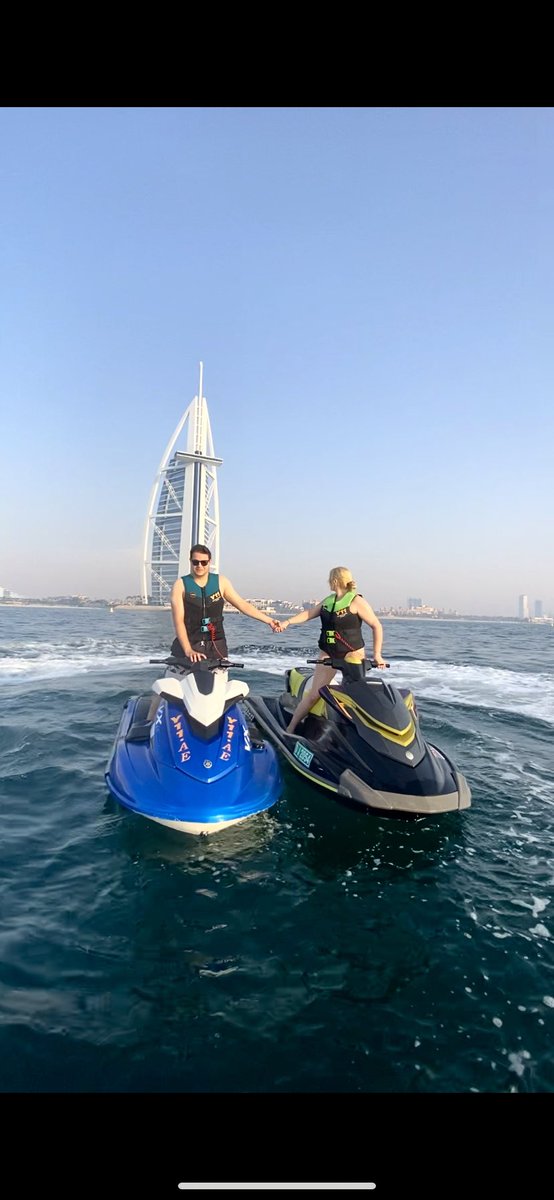 。* + .♡ 。・゚゚。 tweet media