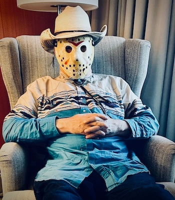DarthChernobog (@dchernobog) on Twitter photo <a href="/therealjoebob/">Joe Bob Briggs</a> 🤠<a href="/kinky_horror/">Diana “Darcy the Mail Girl” Prince 🤠💌</a> <a href="/TheMutantFam/">The Mutant Fam</a> #thelastdrivein #Fridaythe13th #MutantFam #JoeBobBriggs <a href="/therealjoebob/">Joe Bob Briggs</a> 🤠<a href="/kinky_horror/">Diana “Darcy the Mail Girl” Prince 🤠💌</a> <a href="/TheMutantFam/">The Mutant Fam</a> #thelastdrivein #Fridaythe13th #MutantFam #JoeBobBriggs