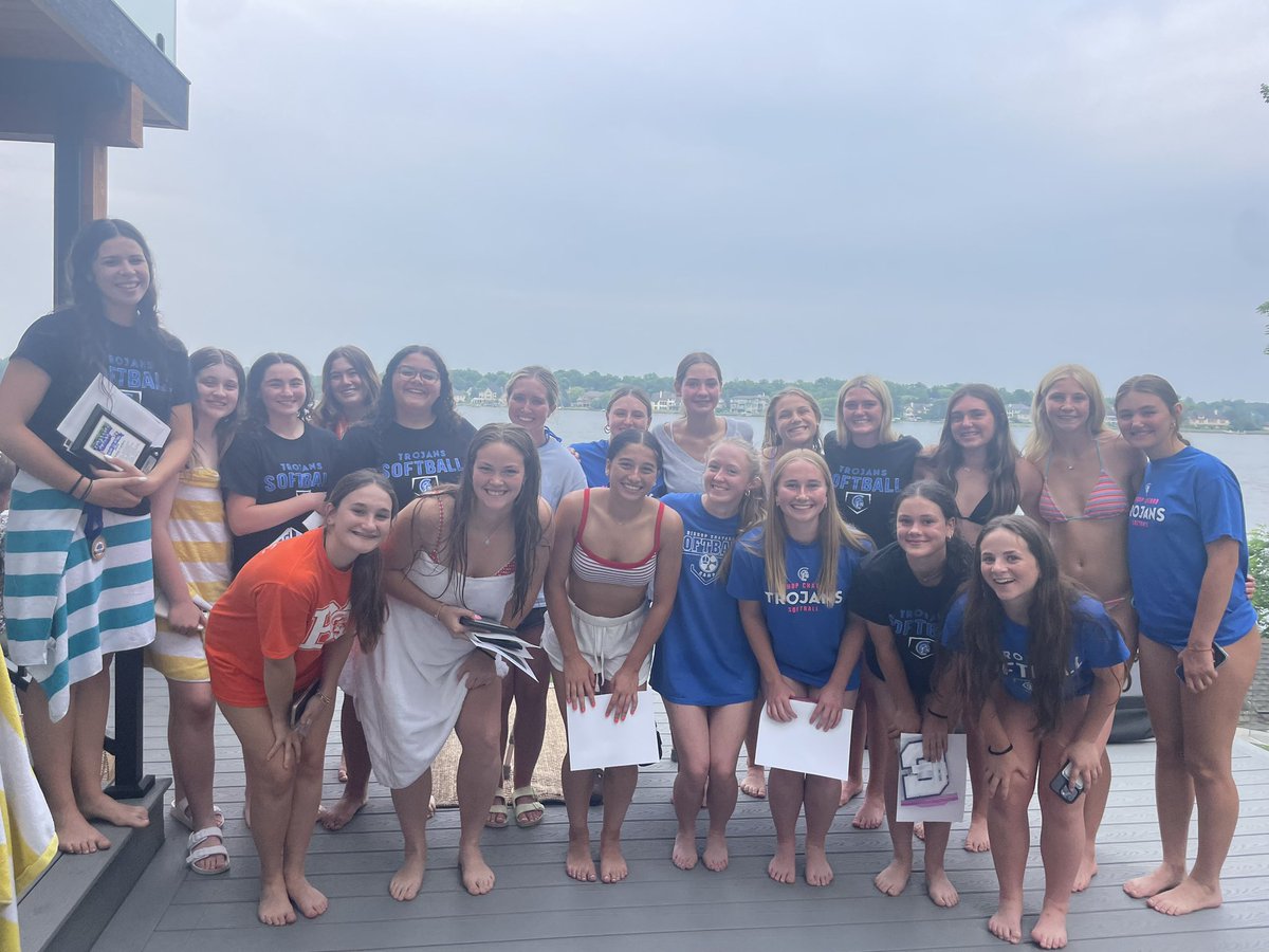 ChatardSoftball's tweet image. Great end of the year party. So much to be thankful for this past season! Congrats to award winners:
JV Mental Attitude: Taylar Cody
JV MVP: Hailey Spychalski
Var Most Improved: Meg Jennings
Var Mental Attitude: Emma Swickheimer
Var MVP: Anni Felts
Trojan Pride: Anna Caskey