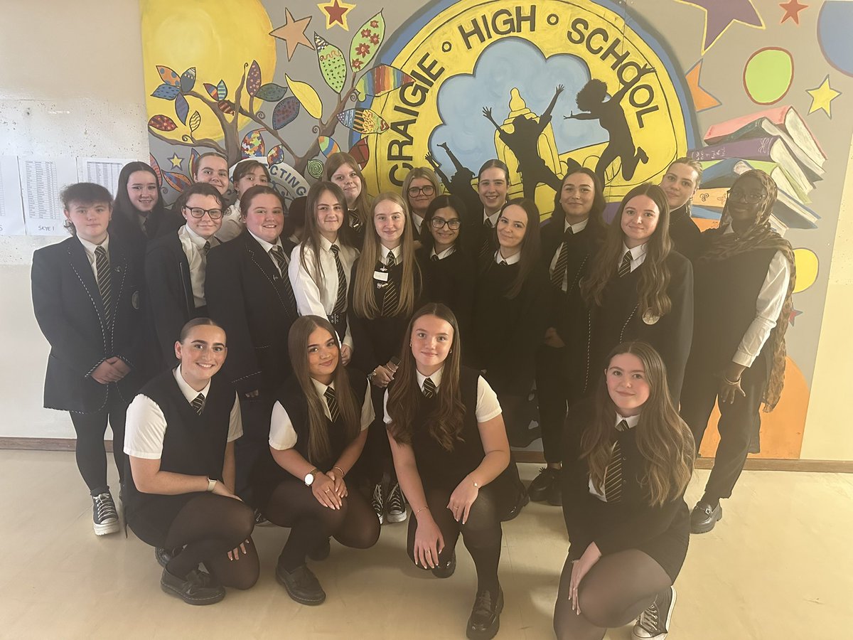 Our S6 buddies were outstanding over the last two days. Used their initiative, a constant support, answered questions, joined in with lunchtime clubs and did it all with a smile 😊 Thank you 🙏🏻