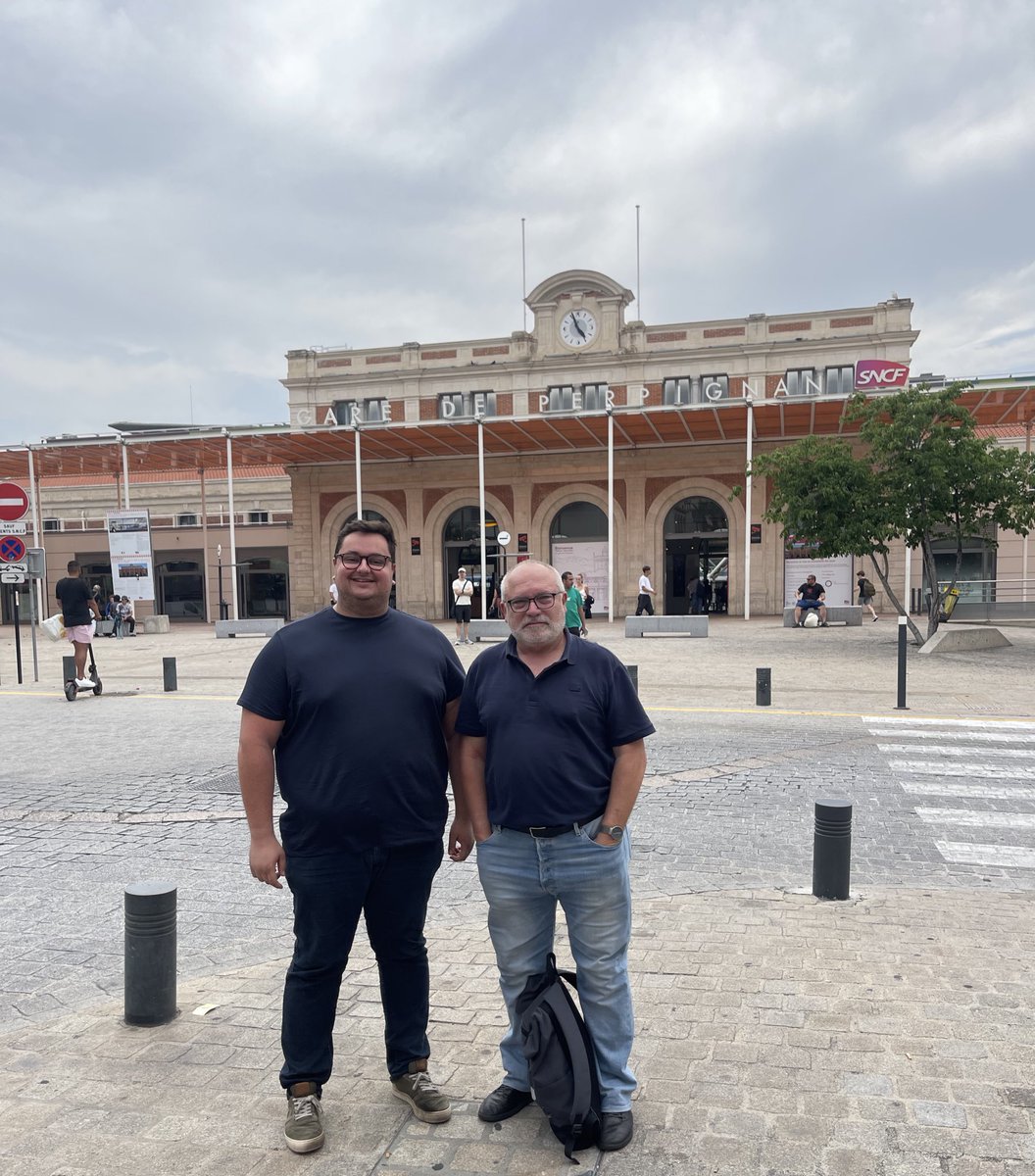 Aleix Agustí (@agusti_aleix) on Twitter photo Avui he visitat al conseller Lluís Puig (<a href="/LluisPuigGordi/">Lluís Puig i Gordi</a>) a Perpinyà
Hem tractat la situació dels joves i del país, de la JNC i del projecte de recuperació que està pilotant de la casa Macià a Prats de Molló. Ha estat un plaer, conseller! Avui he visitat al conseller Lluís Puig (<a href="/LluisPuigGordi/">Lluís Puig i Gordi</a>) a Perpinyà
Hem tractat la situació dels joves i del país, de la JNC i del projecte de recuperació que està pilotant de la casa Macià a Prats de Molló. Ha estat un plaer, conseller!