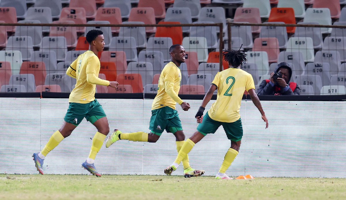 TSGALAXYFC's tweet image. Shoutout to Mike Sebelebele! ๐
Bossed the game against Comoros and walked away with another Man of the Match trophy ๐ฟ๐ฆ๐ฅ
@aQuelle @aQuelleViV
#Siyadumuza
#TheRockets
#TSG