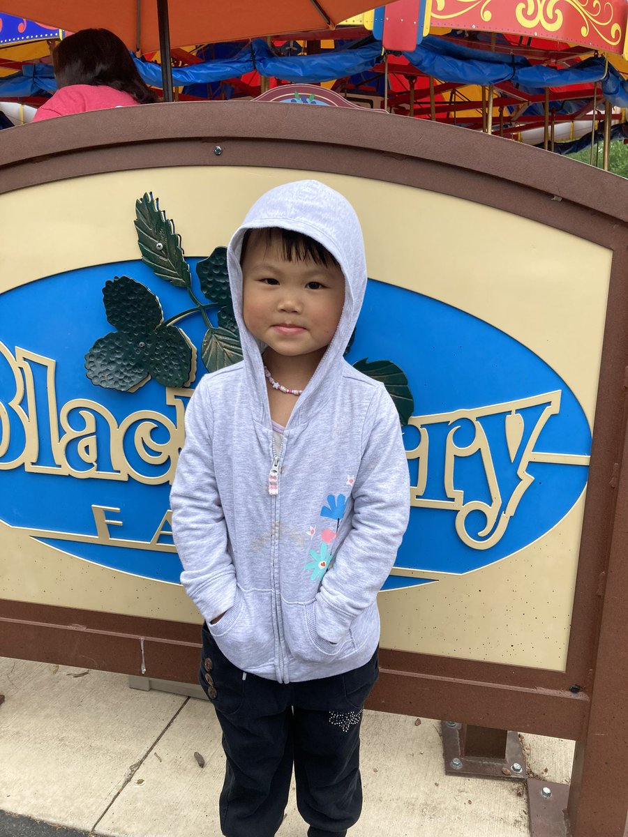 BirthToThree203's tweet image. Thanks to all the families who were able to join our group connection today. We hope you enjoyed Blackberry Farm! @Naperville203 #elevate203