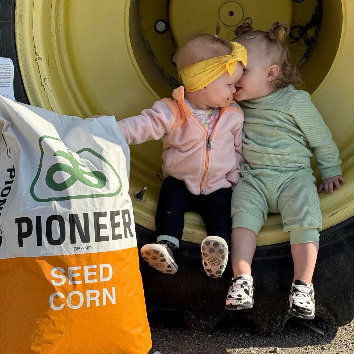“Psst… I heard we’re planting Pioneer again this year.”
#FarmKidFriday secrets are the best kind.