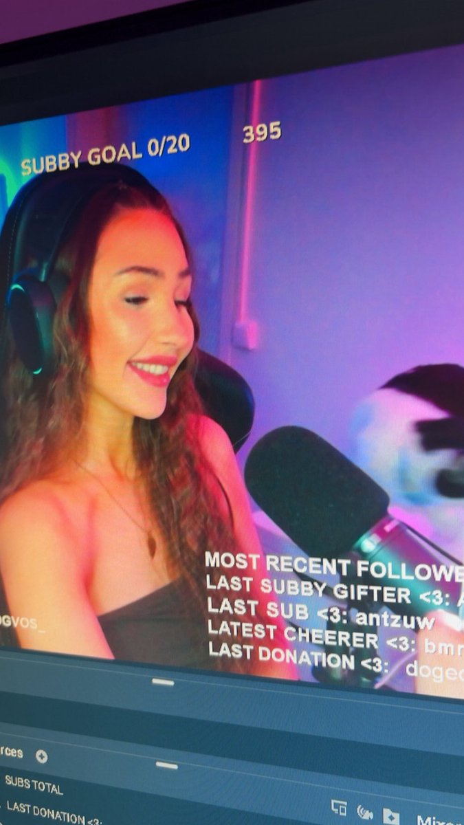 🍹 STREAM WITH EEVIEX 🩷🩷🩷