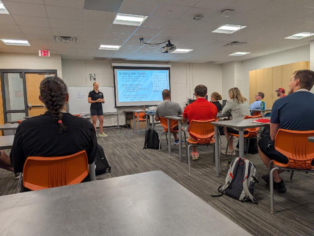 KlaffkePE's tweet image. ⭐️ Day 2 has begun @SHAPEiowa Summer Convention. Check it out 👇 @Cait_Schoville | Kim Hurley | Jess Dunnick