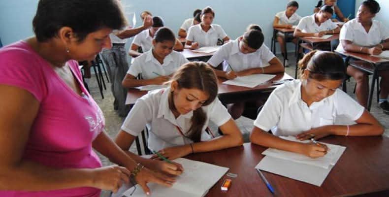 Más de 77 000 alumnos pinareños y 16 000 docentes, se preparan para enfrentar la última etapa del curso escolar, en más de 600 centros educacionales.  #Cuba #PinardelRío