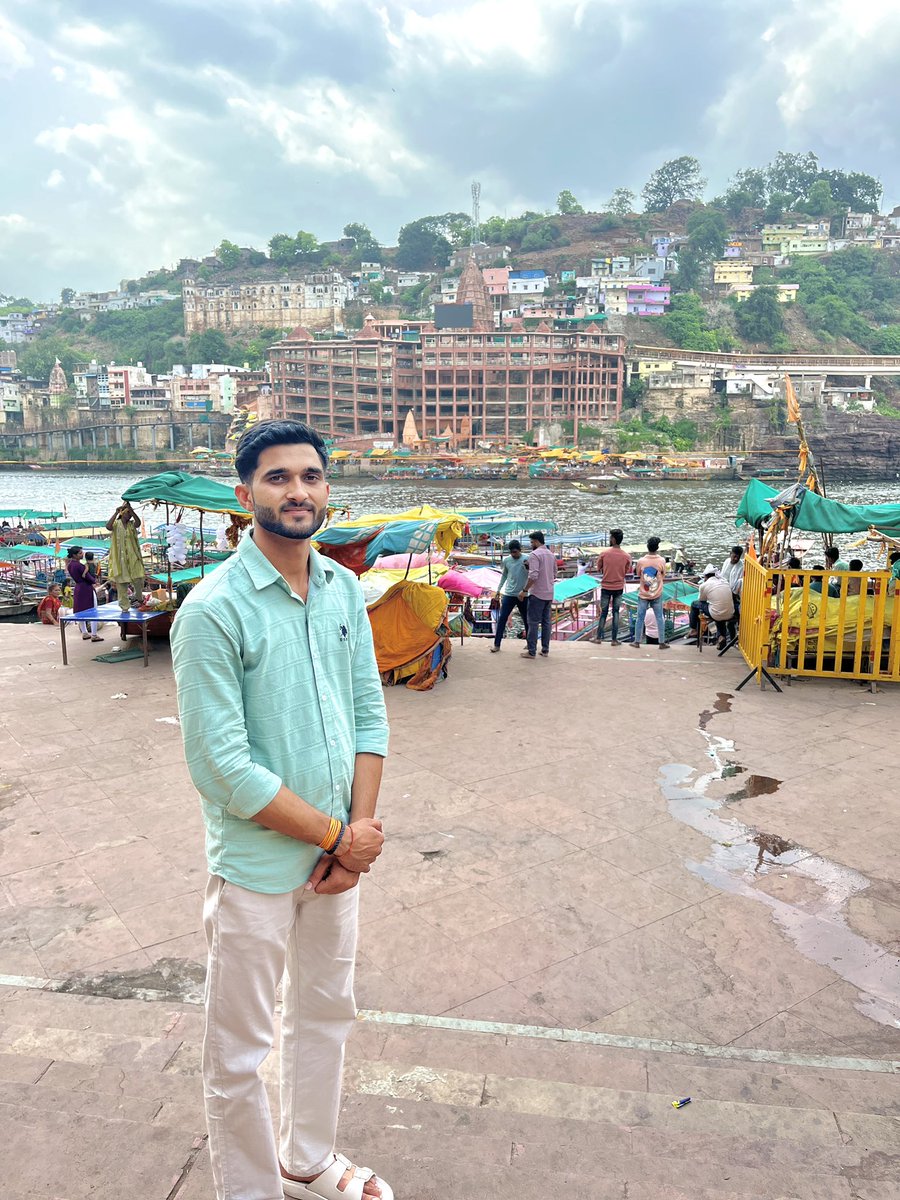 Somesh5556's tweet photo. ओंकारेश्वर महादेव 🙏🙇🕉️ https://t.co/csrvMEU9zb