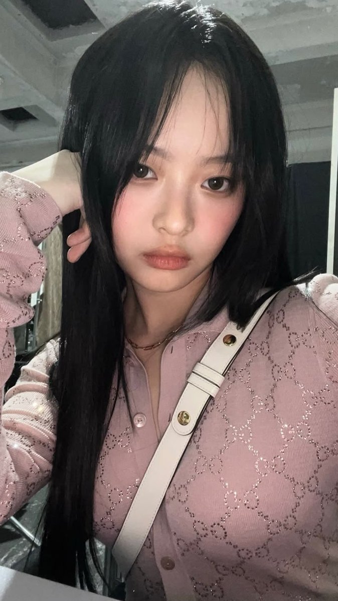 kimphampics's tweet image. and we're back with another content of gyuvin &amp;amp; hanni! I'm so sorry for the inactivity for a couple of months TT