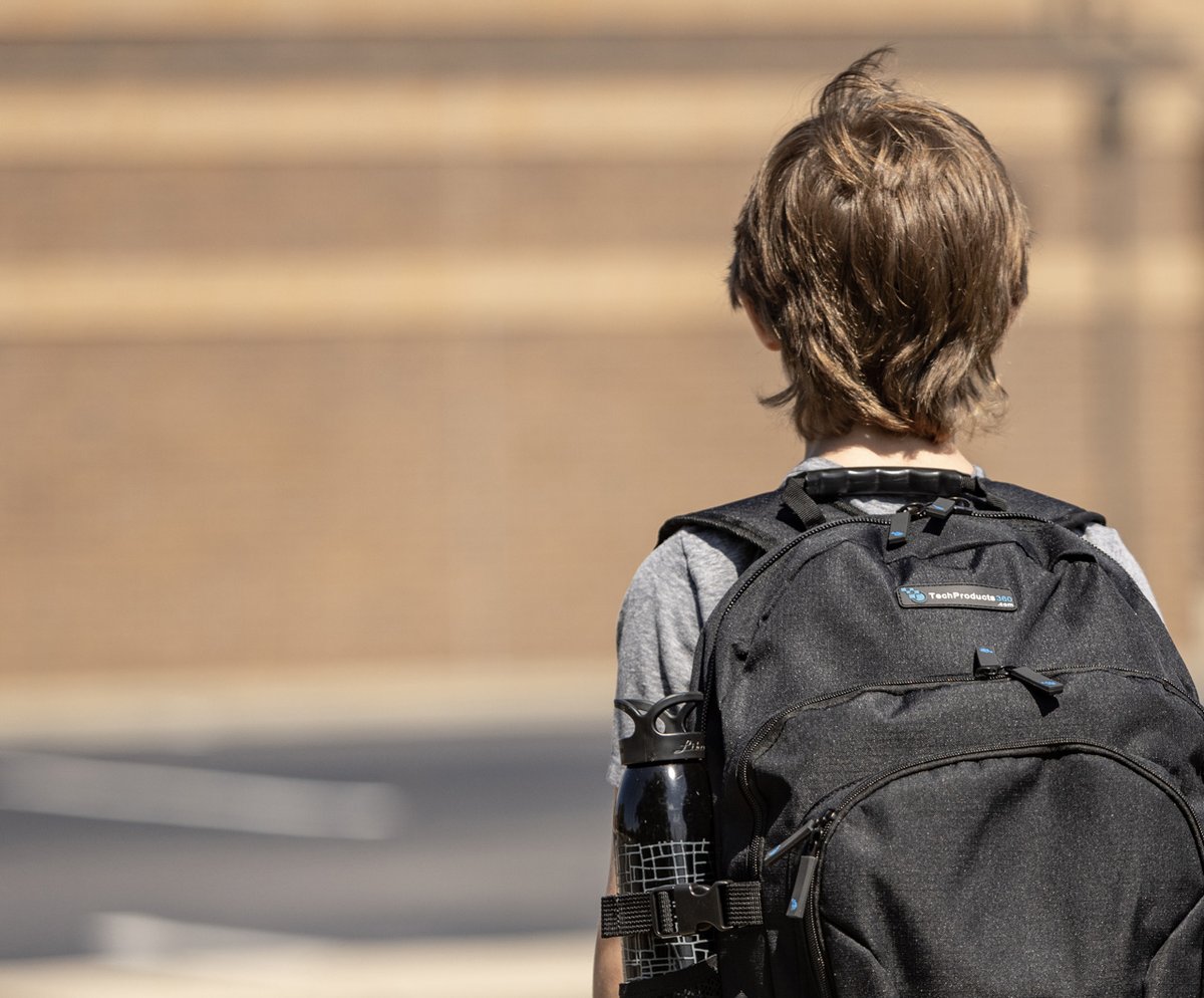 TechProducts360's tweet image. The Quad Pack’s got your back. Built for students &amp;amp; pros on the go, it’s rugged, roomy, and ready for anything. Holds up to a 17&quot; laptop with tons of pockets, comfy straps, and a breathable back panel. 

Shop now! techproducts360.com/products/quad-…

#TechBackpack #QuadPack