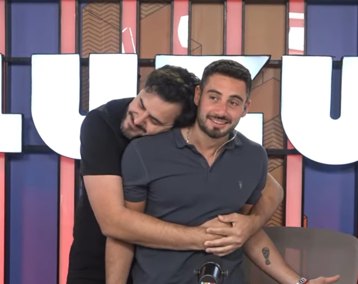 Cuando sos una persona fría y te dan amor #NadieDiceNada