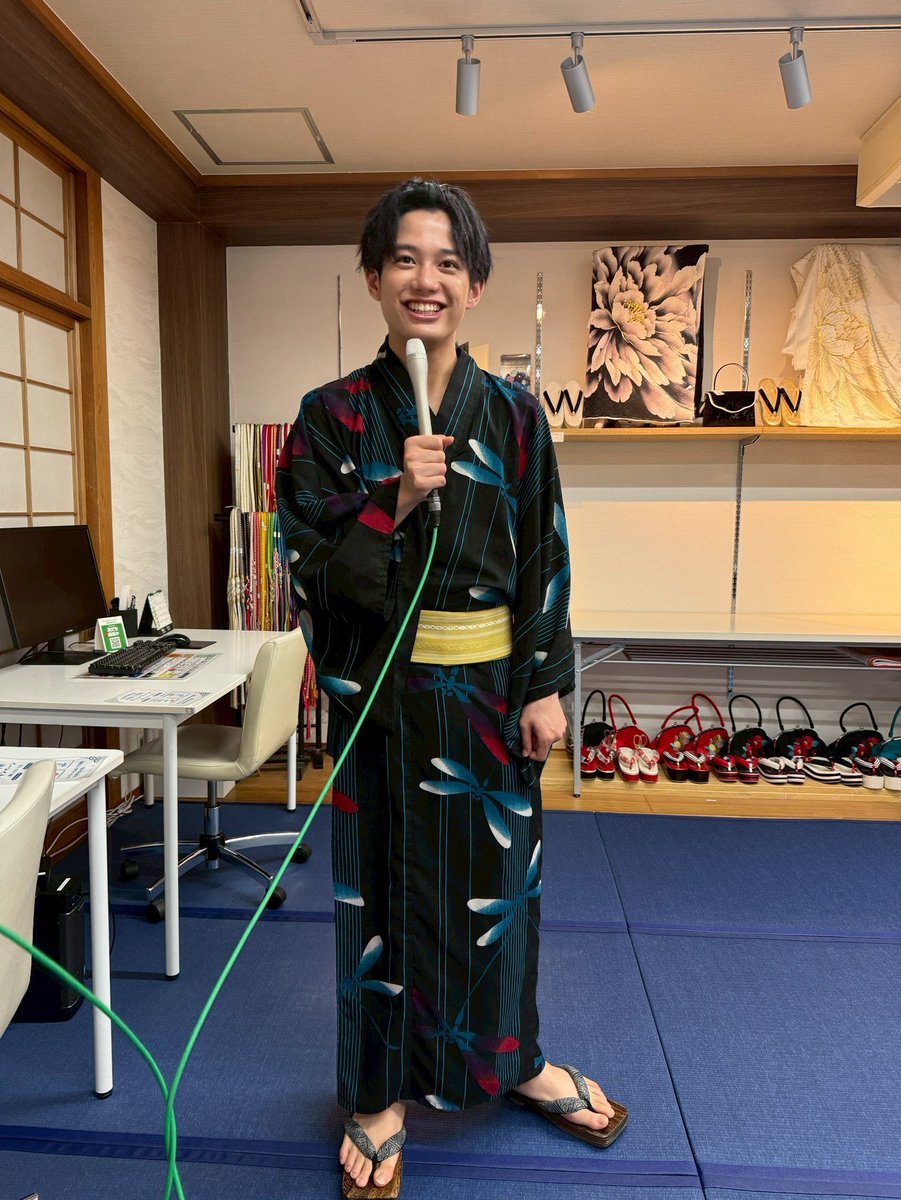 JESSE1008a's tweet photo. 真弓くん最高🫳🏻❤️
#オシャタケ #AmBitious #真弓孟之 https://t.co/qj0IYx7aP1