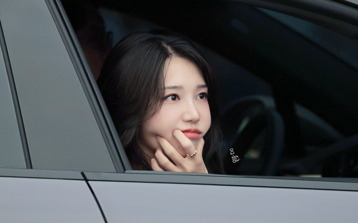 Forever__Eunji's tweet image. 250613 포르쉐 커뮤니티 밋업 은지 프리뷰

@Apinkjej 🐶🐾

진짜 인형인가 ?̊̈ ?̊̈ ?̊̈ ?̊̈ 

#Apink #에이핑크 #정은지 #은지 #郑恩地